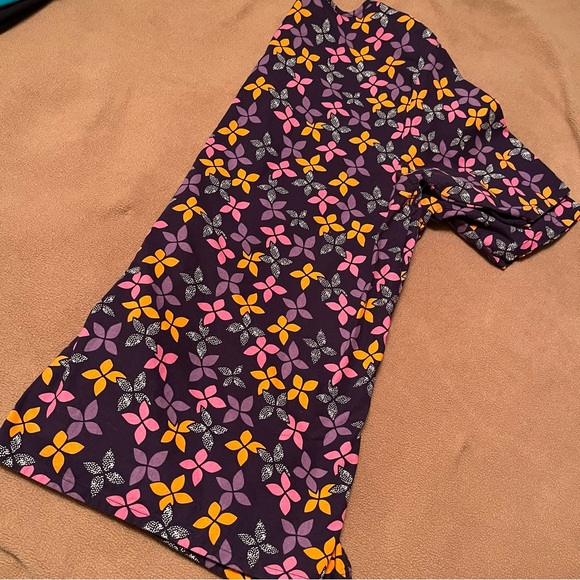 Floral Nursing Scrub Top XL — please READ - Picture 9 of 9